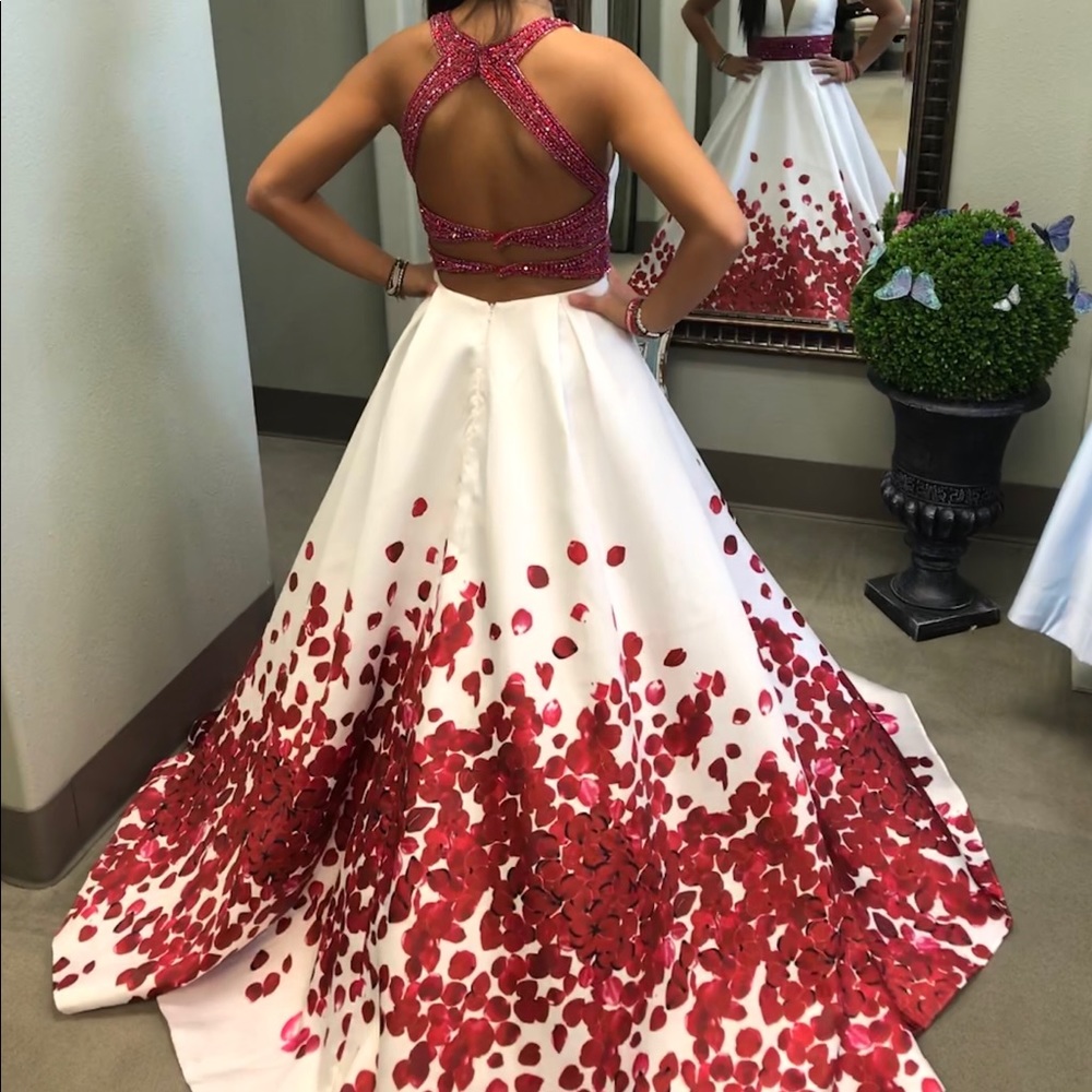 Vienna Prom dress